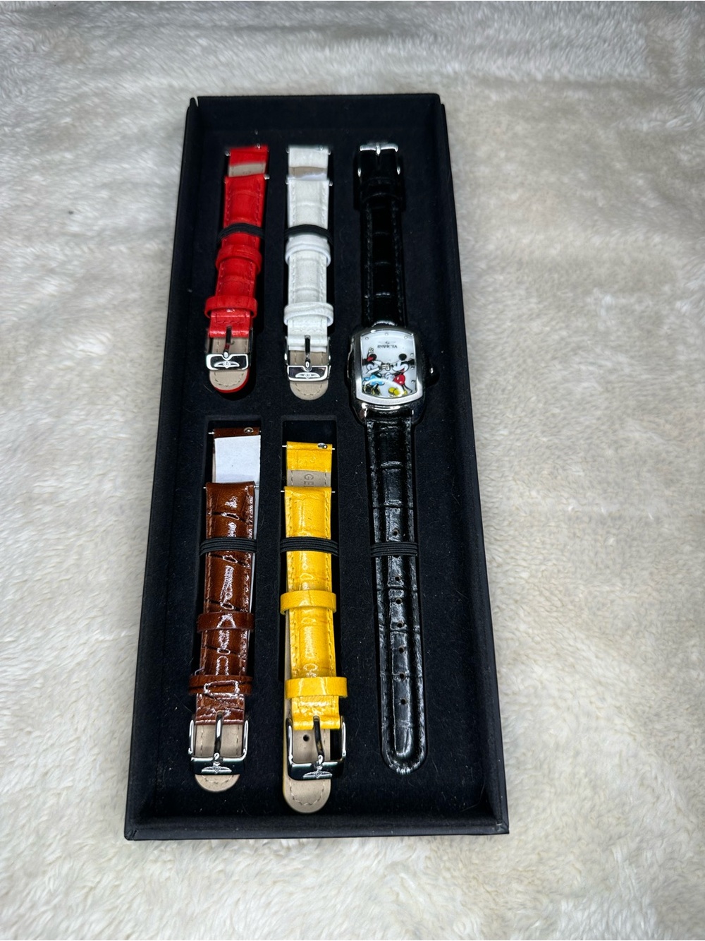 Disney Invicta Limited Edition Micky & Minnie Watch With Interchangeable Bands